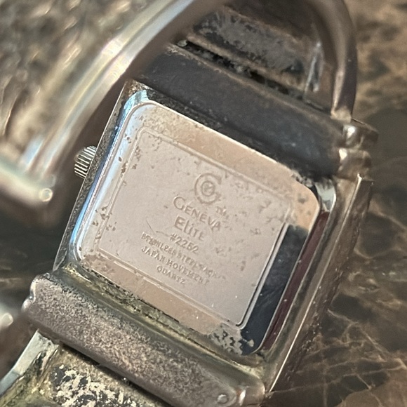 Watch  Vintage Geneva Elite  cuff style watch silver filigree ornate - Picture 5 of 10